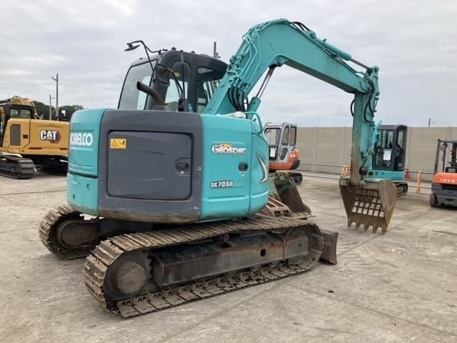EXCAVATOR — Auction (lot 8462-484)