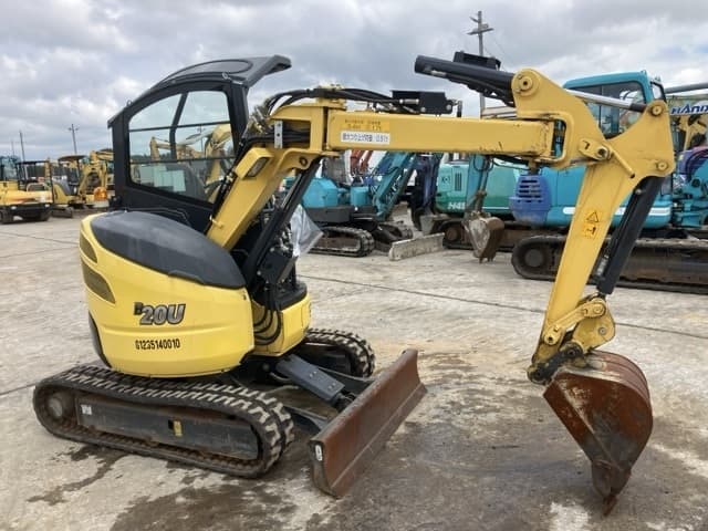 MINI EXCAVATOR — Auction (lot 8462-490)