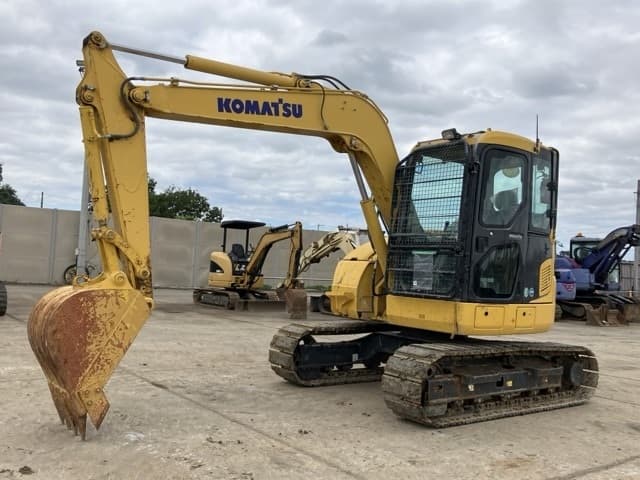 EXCAVATOR — Auction (lot 8462-497)