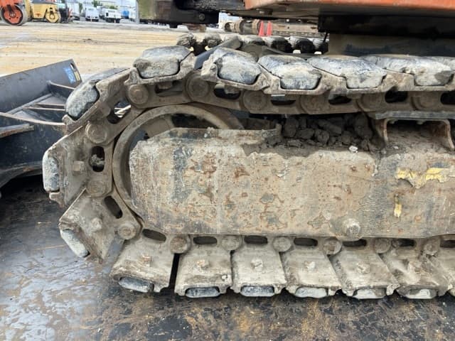 MINI EXCAVATOR — Auction (lot 8462-50002)