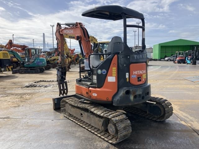 MINI EXCAVATOR — Auction (lot 8462-50005)