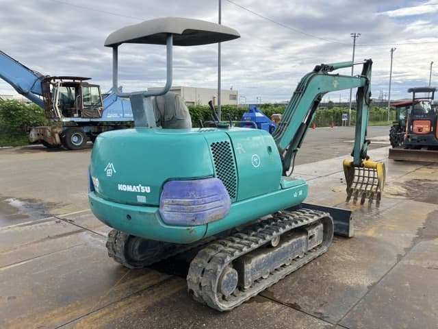 MINI EXCAVATOR — Auction (lot 8462-50006)