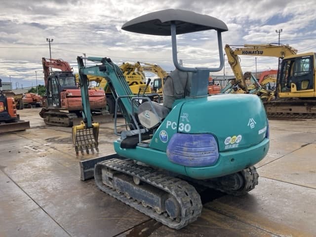 MINI EXCAVATOR — Auction (lot 8462-50006)