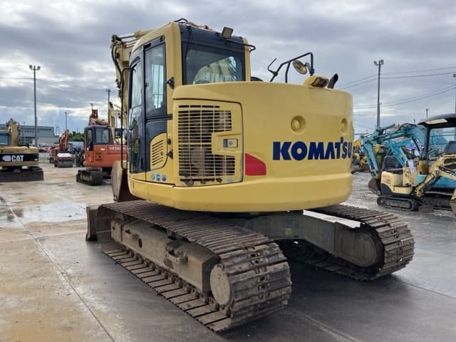 EXCAVATOR — Auction (lot 8462-50007)