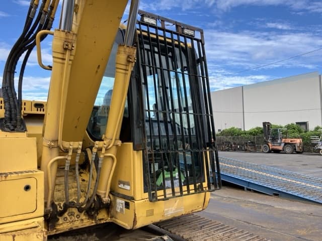 EXCAVATOR — Auction (lot 8462-50007)