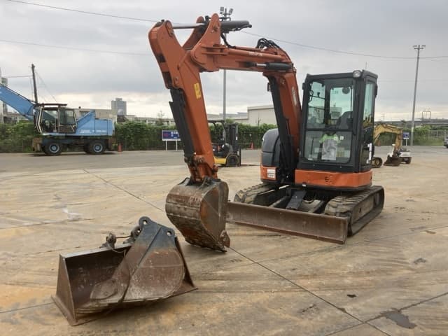MINI EXCAVATOR — Auction (lot 8462-50009)