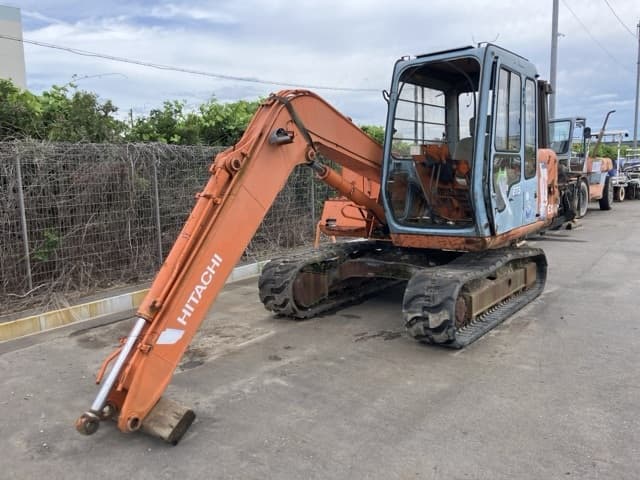 EXCAVATOR — Auction (lot 8462-51801)
