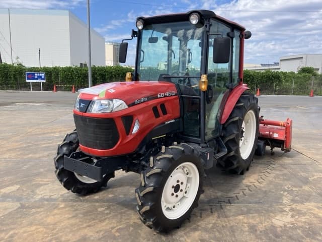 Tractor — Auction (lot 8462-52001)