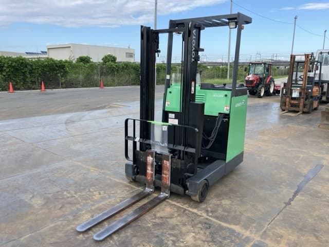 Reach Forklift — Auction (lot 8462-54003)