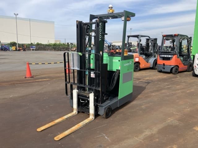 Reach Forklift — Auction (lot 8462-54010)