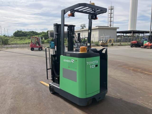 Reach Forklift — Auction (lot 8462-54010)