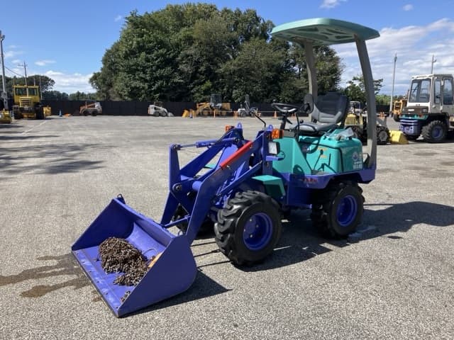 MINI WHEEL LOADER — Auction (lot 8462-55)