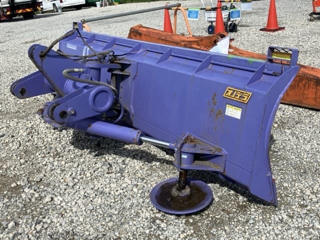 SNOW BLADE — Auction (lot 8462-56001)