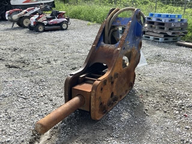 BREAKER — Auction (lot 8462-56002)