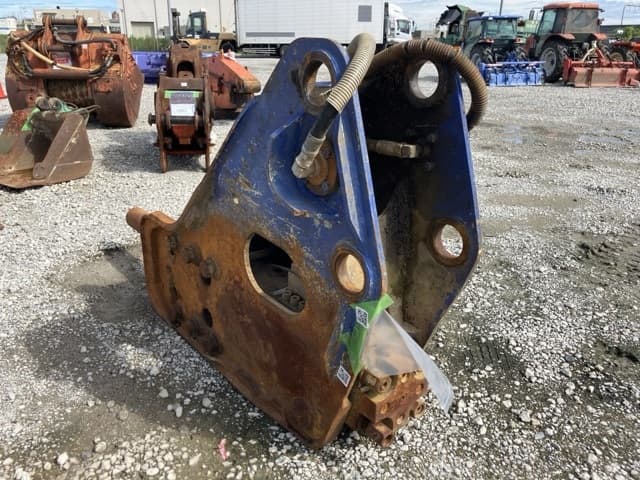 BREAKER — Auction (lot 8462-56002)