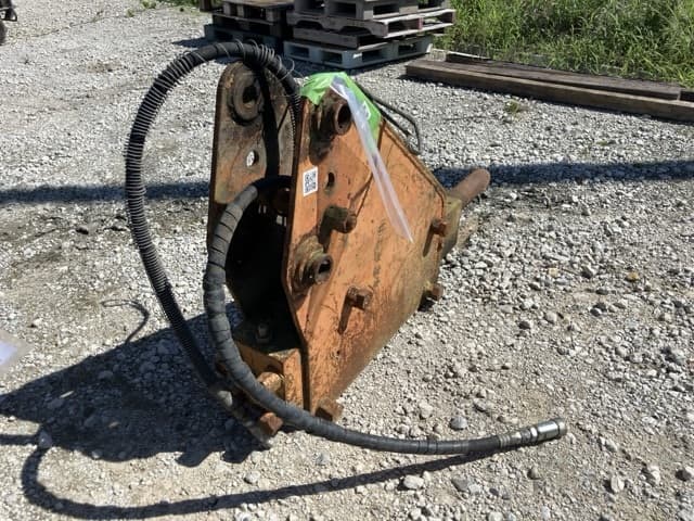 BREAKER — Auction (lot 8462-56008)