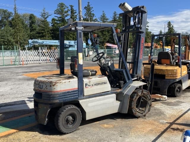 Forklift — Auction (lot 8462-5801)