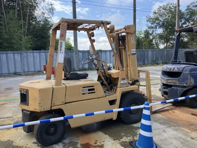 Forklift — Auction (lot 8462-5808)