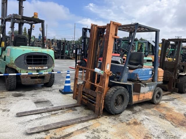 Forklift — Auction (lot 8462-5810)