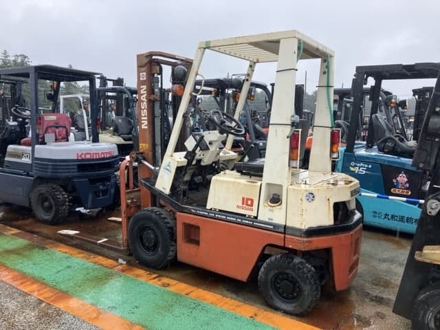 Forklift — Auction (lot 8462-5823)
