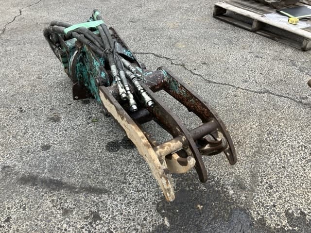 ROTATING HYDRAULIC FORK — Auction (lot 8462-6044)