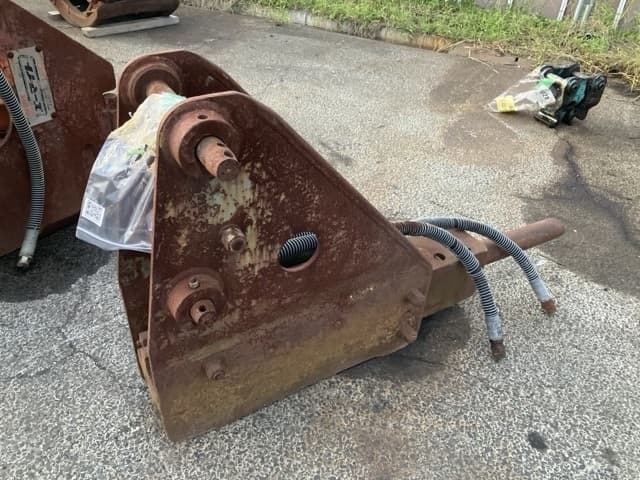 BREAKER — Auction (lot 8462-6048)