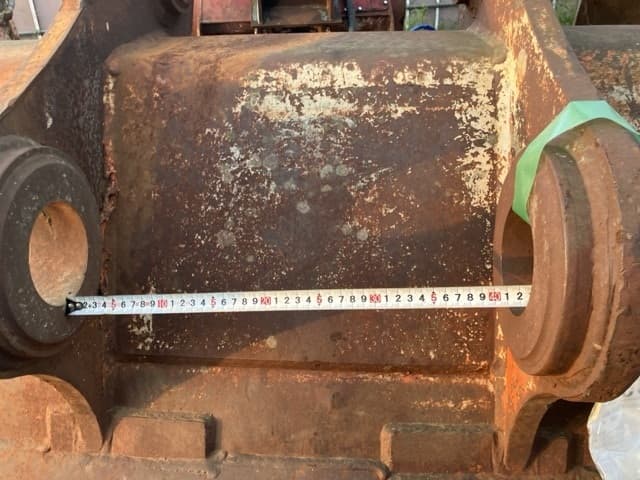 CONSTRUCTION BUCKET — Auction (lot 8462-6052)