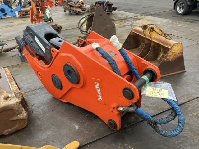CONCRETE PULVERIZER — Auction (lot 8462-6054)