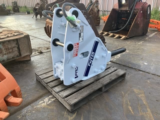 BREAKER — Auction (lot 8462-6060)