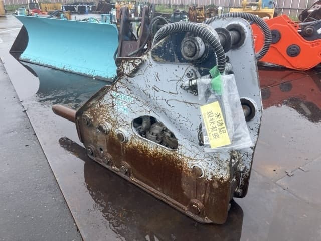 BREAKER — Auction (lot 8462-6063)