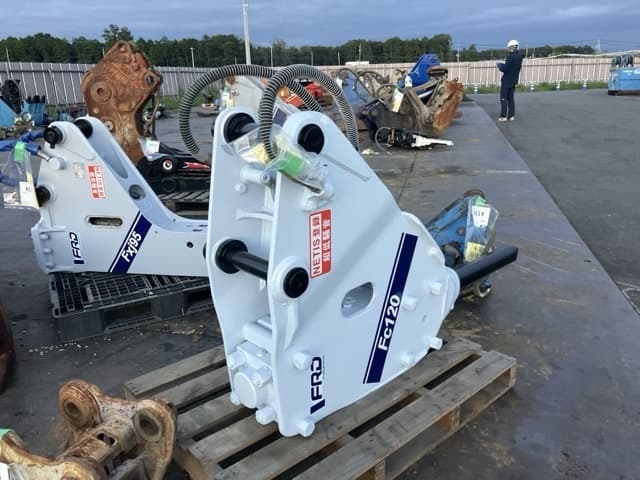 BREAKER — Auction (lot 8462-6066)