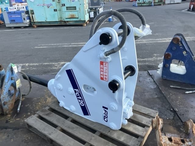 BREAKER — Auction (lot 8462-6066)