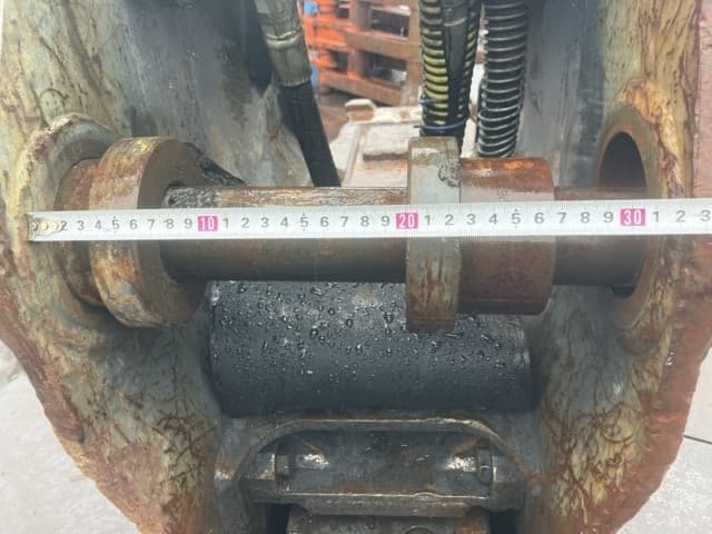 BREAKER — Auction (lot 8462-6067)