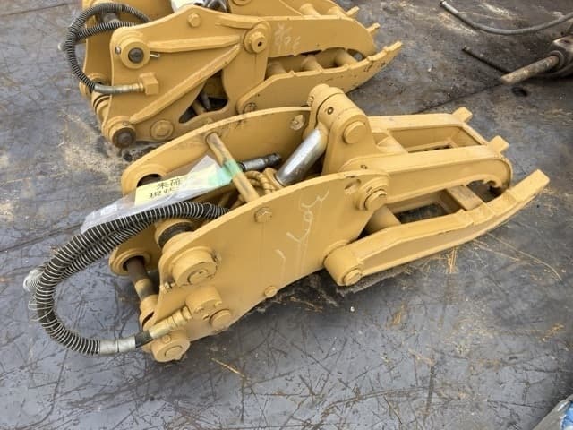 HYDRAULIC FORK — Auction (lot 8462-6070)