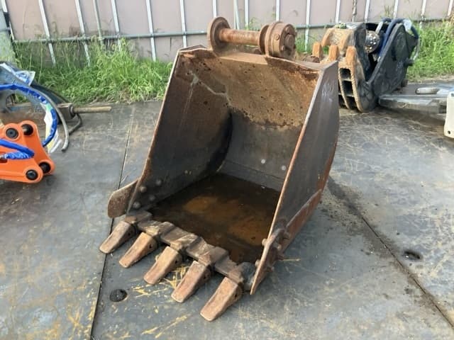 CONSTRUCTION BUCKET — Auction (lot 8462-6073)