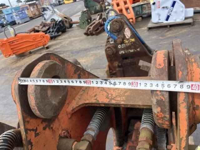 BREAKER — Auction (lot 8462-6077)