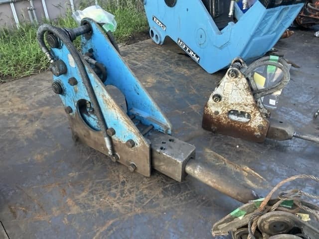BREAKER — Auction (lot 8462-6086)