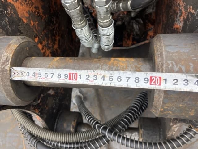 ROTATING HYDRAULIC FORK — Auction (lot 8462-6089)