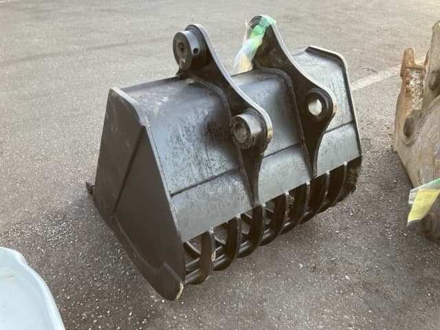 SKELETON BUCKET — Auction (lot 8462-6094)