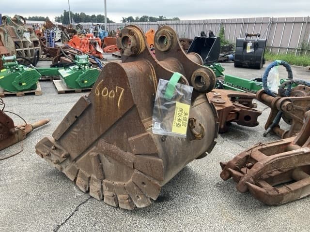 CONSTRUCTION BUCKET — Auction (lot 8462-6111)