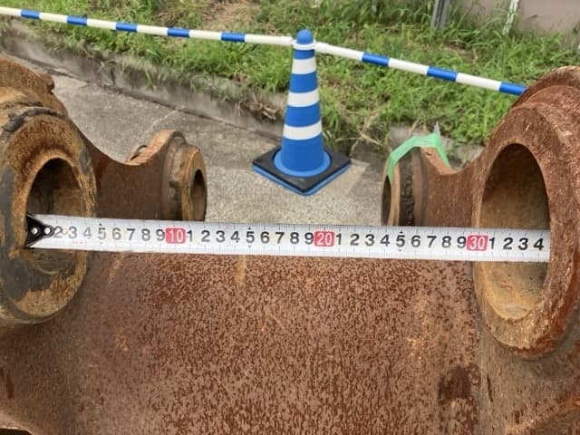 CONSTRUCTION BUCKET — Auction (lot 8462-6111)