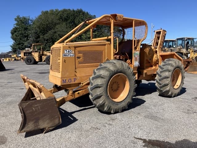 Logging tractor — Auction (lot 8462-65)