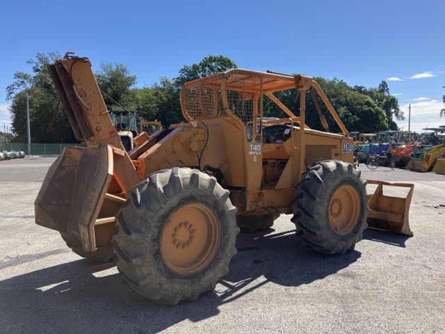 Logging tractor — Auction (lot 8462-65)