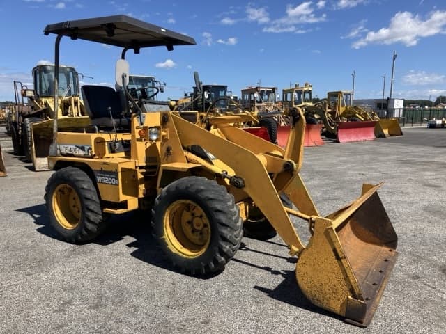 MINI WHEEL LOADER — Auction (lot 8462-67)