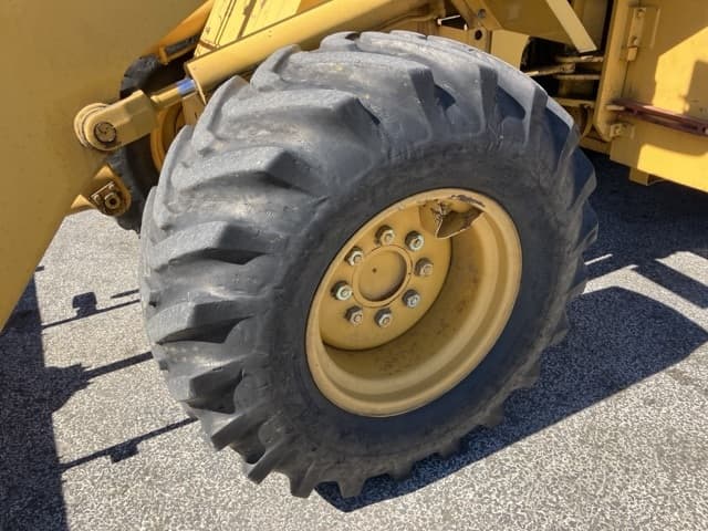 WHEEL LOADER — Auction (lot 8462-68)