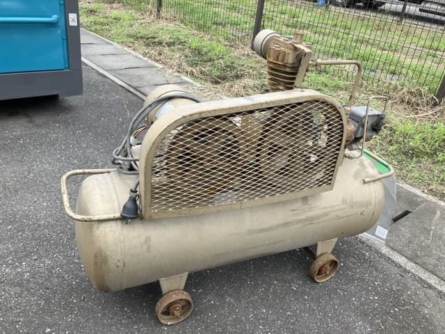 COMPRESSOR — Auction (lot 8462-7004)