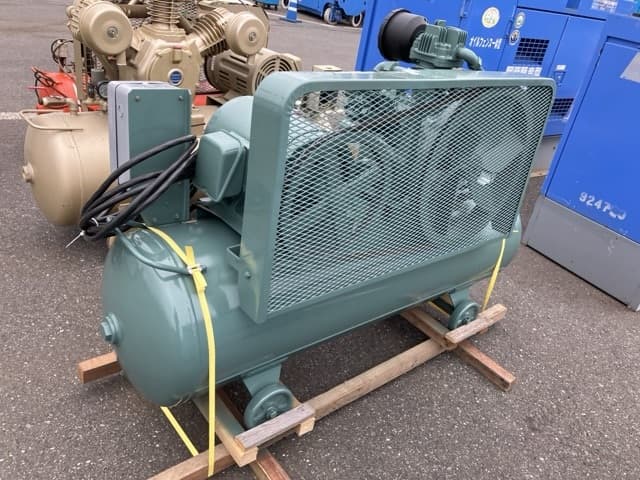 COMPRESSOR — Auction (lot 8462-7020)