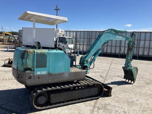 MINI EXCAVATOR — Auction (lot 8462-74)