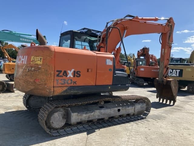 EXCAVATOR — Auction (lot 8462-82)