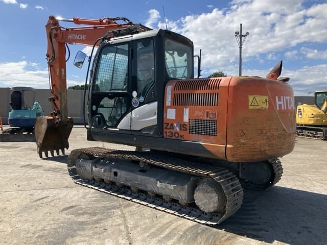 EXCAVATOR — Auction (lot 8462-82)